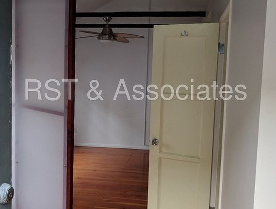 2nd image of 553 Grand Blvd