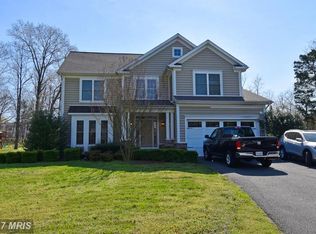 8521 Thomas Dr, Manassas, VA 20110