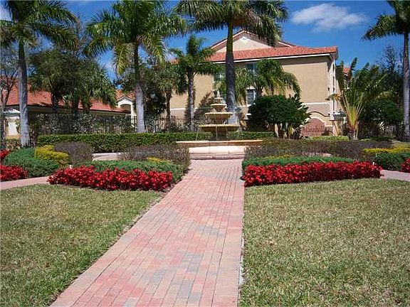 2nd image of 1113 Villa #1113