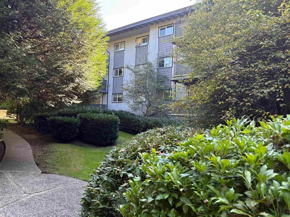 200 Westhill Pl #108, Pt Moody, BC V3H 1V2