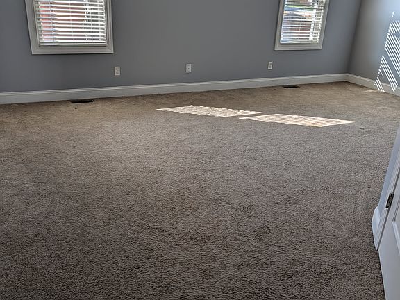 5th image of 102 Sunkist Dr