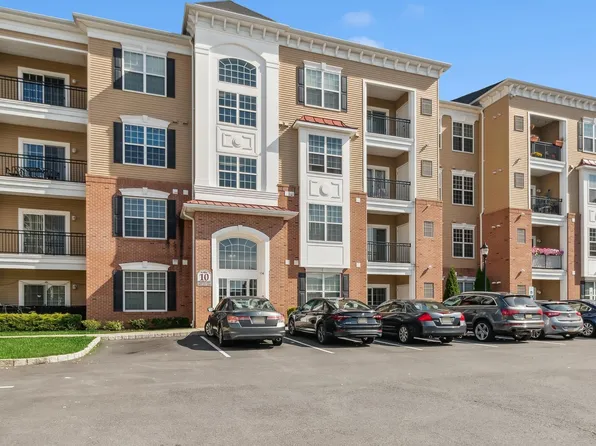 1022 Halifax Pl, Hamilton, NJ 08619