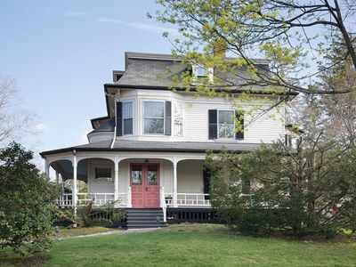4 Winthrop St, Newton, MA, 02465