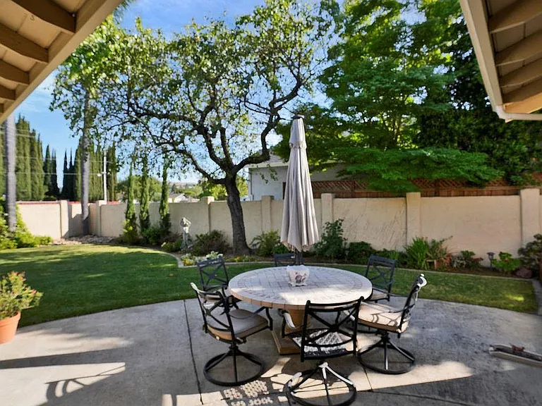 15135 La Rocca Ct — Photo 7