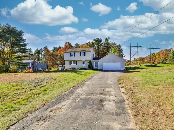 8 Ledgewood Drive, Derry, NH 03038