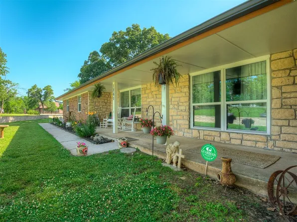 1260 Spring Shadow Dr, Choctaw, OK 73020