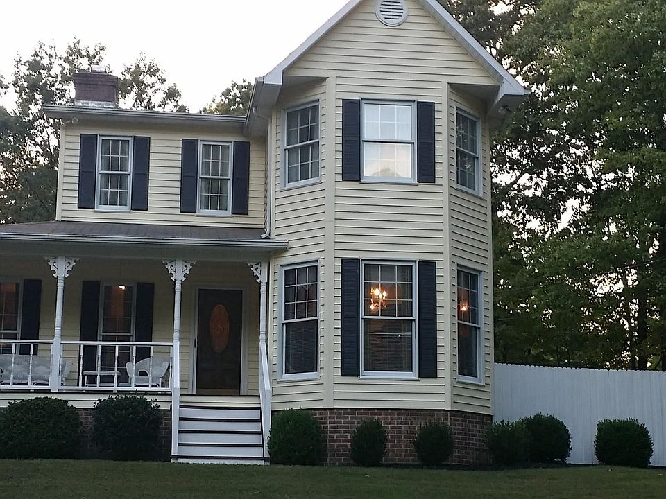 1st image of 24 Sunset Dr