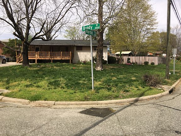 2nd image of 2009 Bundy Dr
