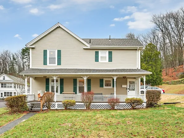 18 Holbrook St, Palmer, MA 01069