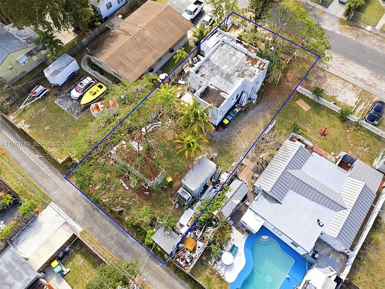 Listing photo 4
