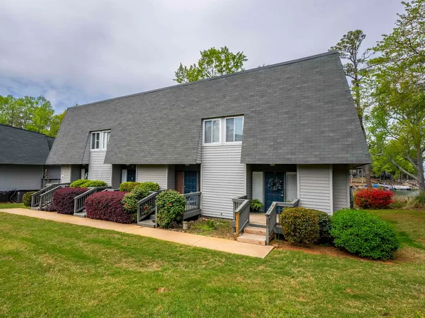 301 Harbor Heights Dr APT 20D, Lexington, SC 29072