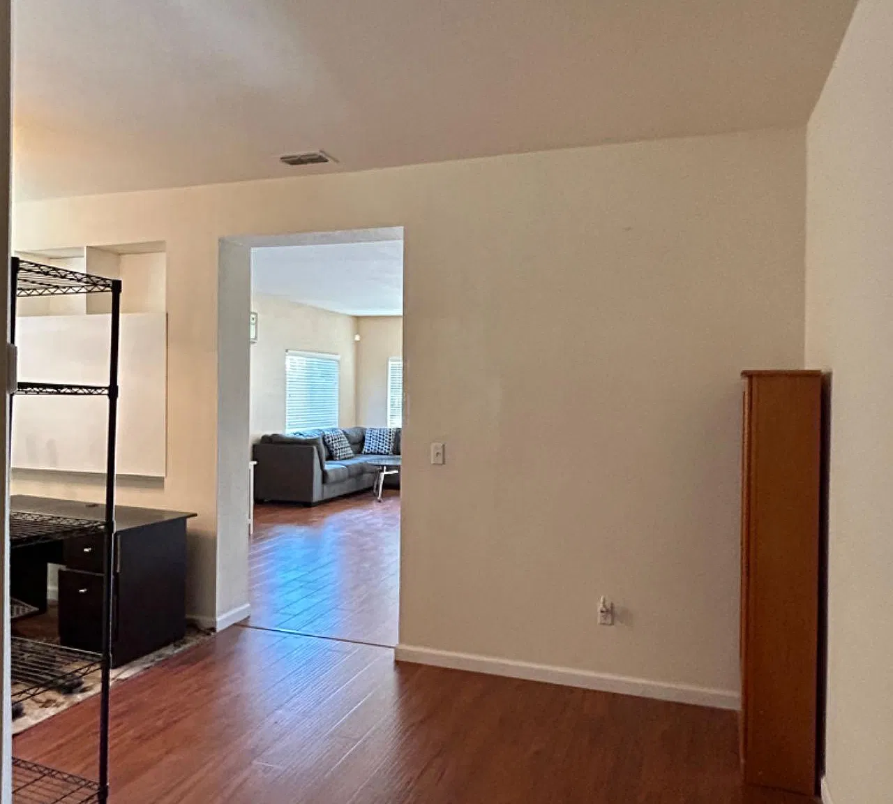 4 bed, 1668 sqft, $2,690 — Photo 2