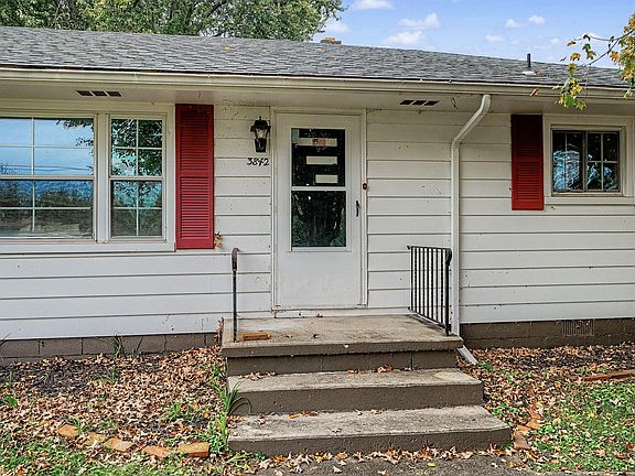 5th image of 3842 Fairfield Pike