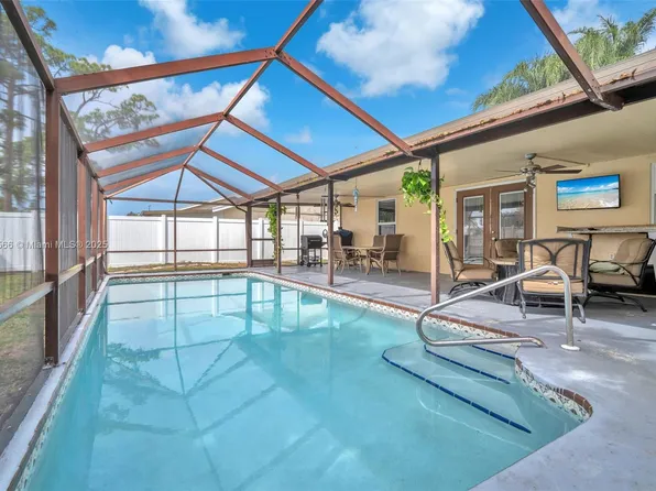 5440 Benjamin Ave, Boynton Beach, FL 33472