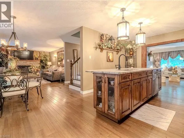 68 Georgian St, Kitchener, ON N2B 3P4