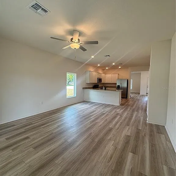 2921 Garret St — Photo 10