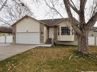 285 Dawson St, Layton, UT 84041