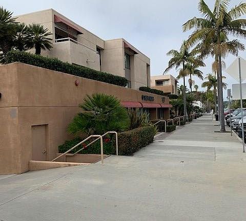 2nd image of 5726 La Jolla Blvd Unit 308
