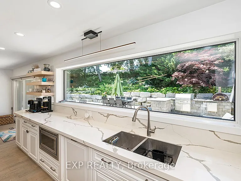 1410 Petrie Way — Photo 24