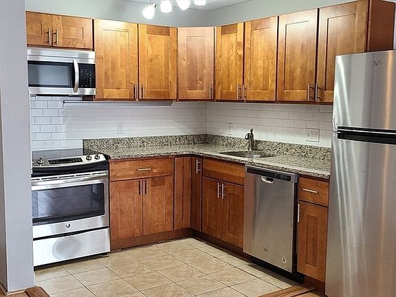 4th image of 46 Cochituate Rd APT 106