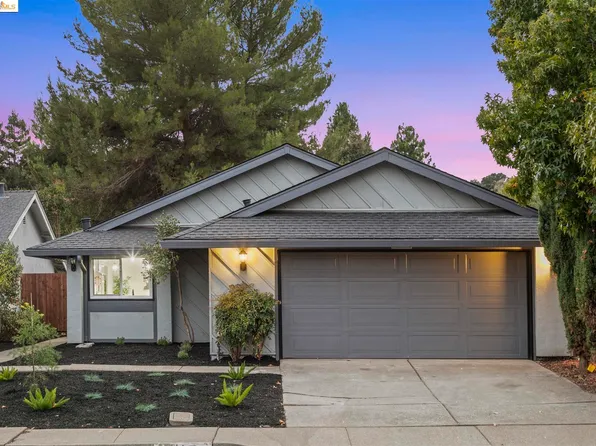 992 Coral Ridge Cir, Rodeo, CA 94572