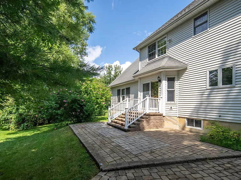 2 Oakline Ct — Photo 60