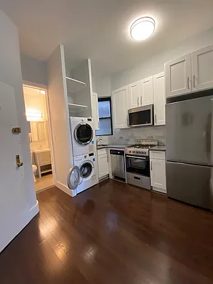 Rented by CitySites Real Estate Group | media 7