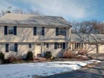 22 Pilgrim Dr, Winchester, MA, 01890