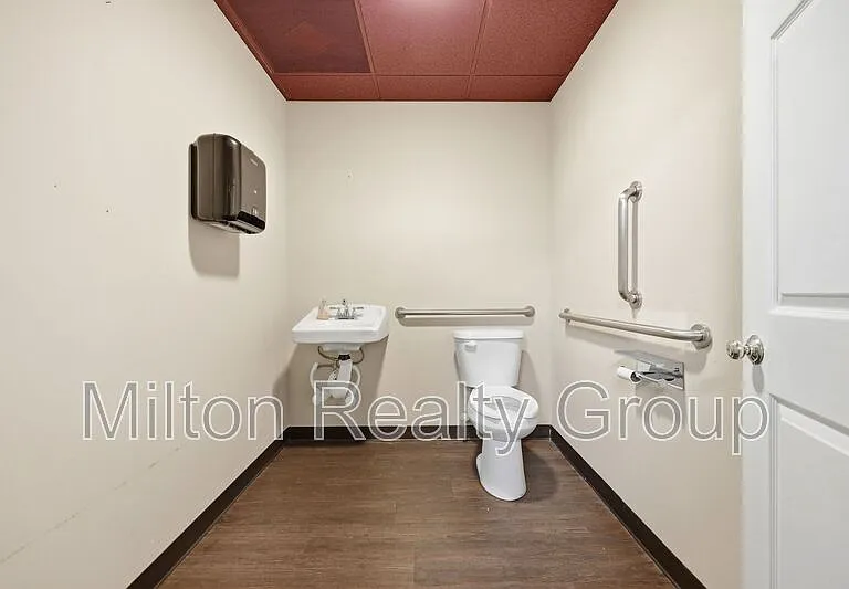 432 E Cornelius Harnett Blvd — Photo 17