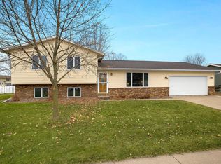 410 Lee Dr, West Salem, WI 54669