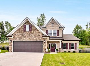 314 Freemont Dr, Thomasville, NC 27360