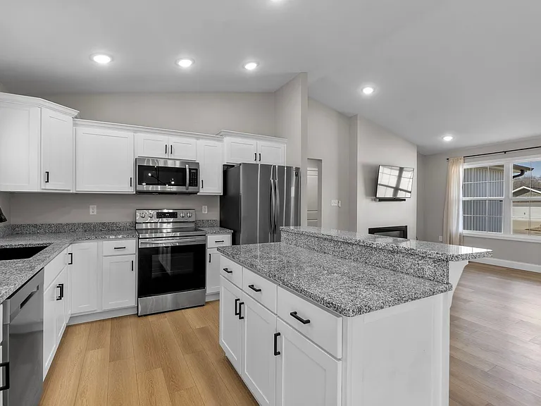 524 Old Poplar Rd — Photo 7
