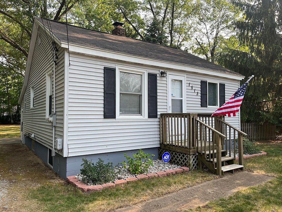 1st image of 1513 Norwich Ave