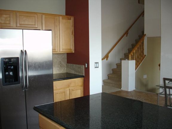 4th image of 772 W Locust Dr