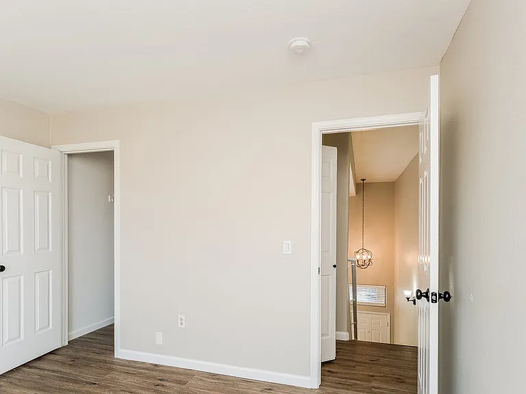 8930 E Capri Ave — Photo 14