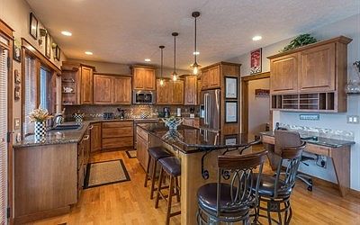 3rd image of 1111 S Harmony Ct