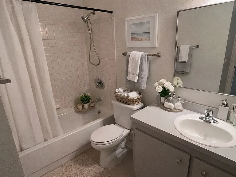 1616 Tropical Ct — Photo 17