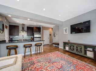 1714 W Grace St APT 1E, Chicago, IL 60613