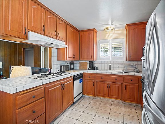 4th image of 19102 Enslow Dr