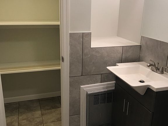 5th image of 2328 E 28th St #1