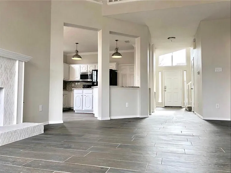 11112 Newport Dr — Photo 12