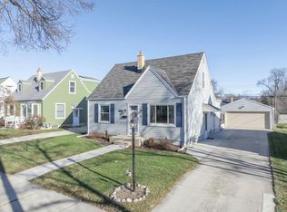 3456 N 97th St, Milwaukee, WI 53222
