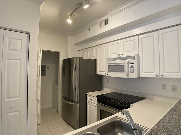 5th image of 6851 SW 44th St #5-201