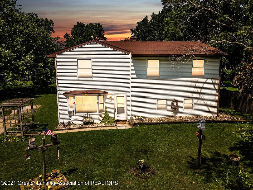 1st image of 2410 Bliesener St