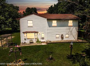 2410 Bliesener St, Lansing, MI 48911