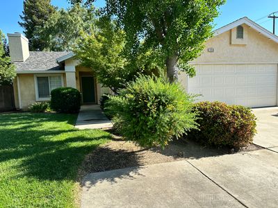 1030 Kamm Ave, Kingsburg, CA, 93631
