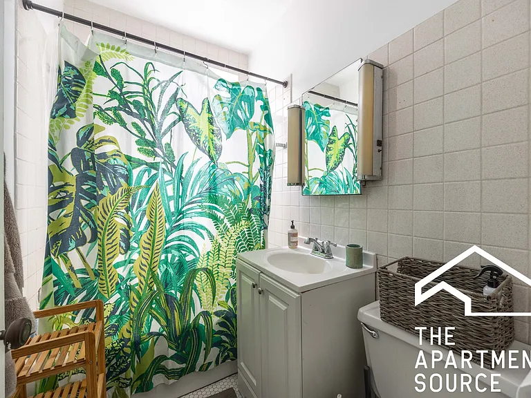 3709 N Hoyne Ave #2 — Photo 7