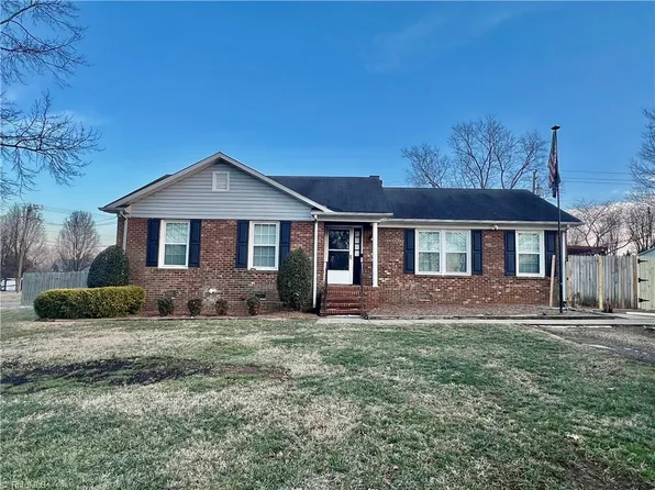 5236 Hicone Rd, Mc Leansville, NC 27301