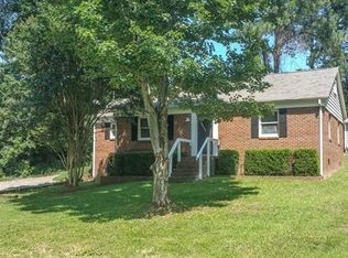 145 Driftwood Dr, Mooresville, NC 28117