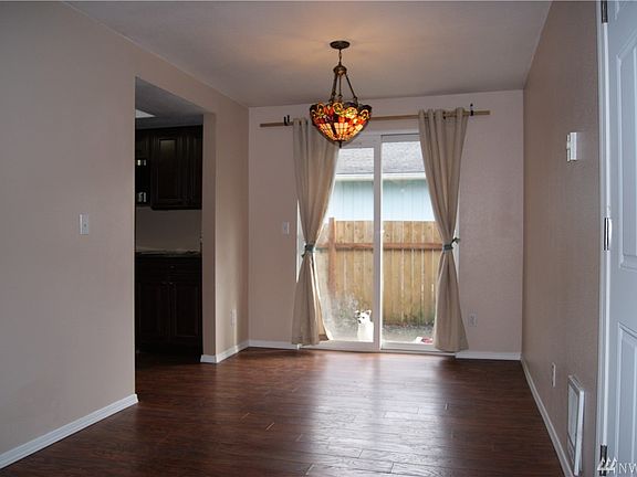 4th image of 708 Washington Ave SE